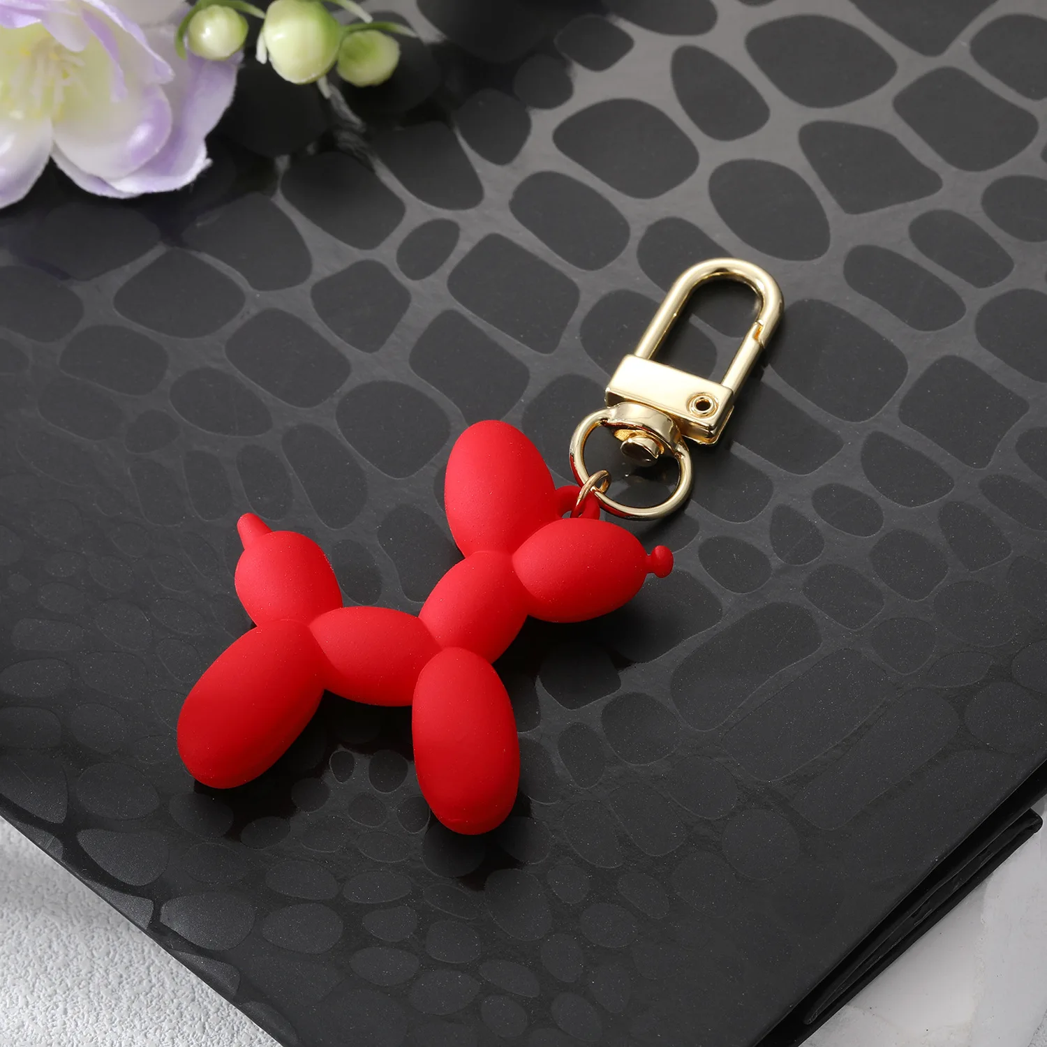 2023 新ファッションアートトレンディなレーザーバルーン犬 - Resin Art A Keychain のレビューと価格