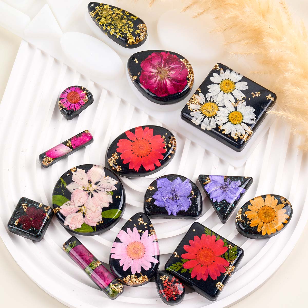 タイムストーンペンダントシリコーン型 DIY ジュエリークラ - Resin Art A Keychain のレビューと価格