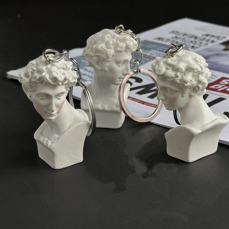 ミニ石膏像キーホルダー、北欧風写真小道具、ペンダント、樹脂バ - Resin Art A Keychain のレビューと価格