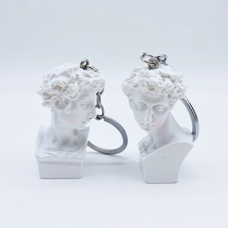 ミニ石膏像キーホルダー、北欧風写真小道具、ペンダント、樹脂バ - Resin Art A Keychain のレビューと価格