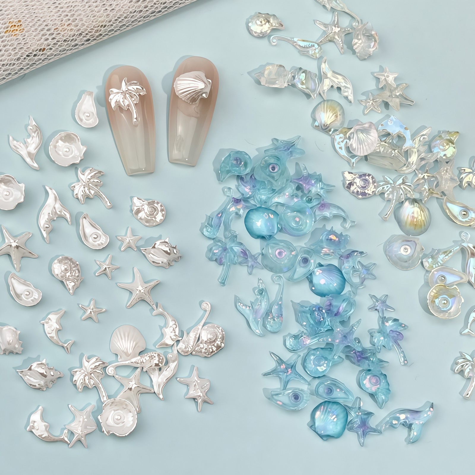 50個入り ドリーミーブルーシーシリーズ レジン製 シェル、 - Resin Art A Keychain のレビューと価格