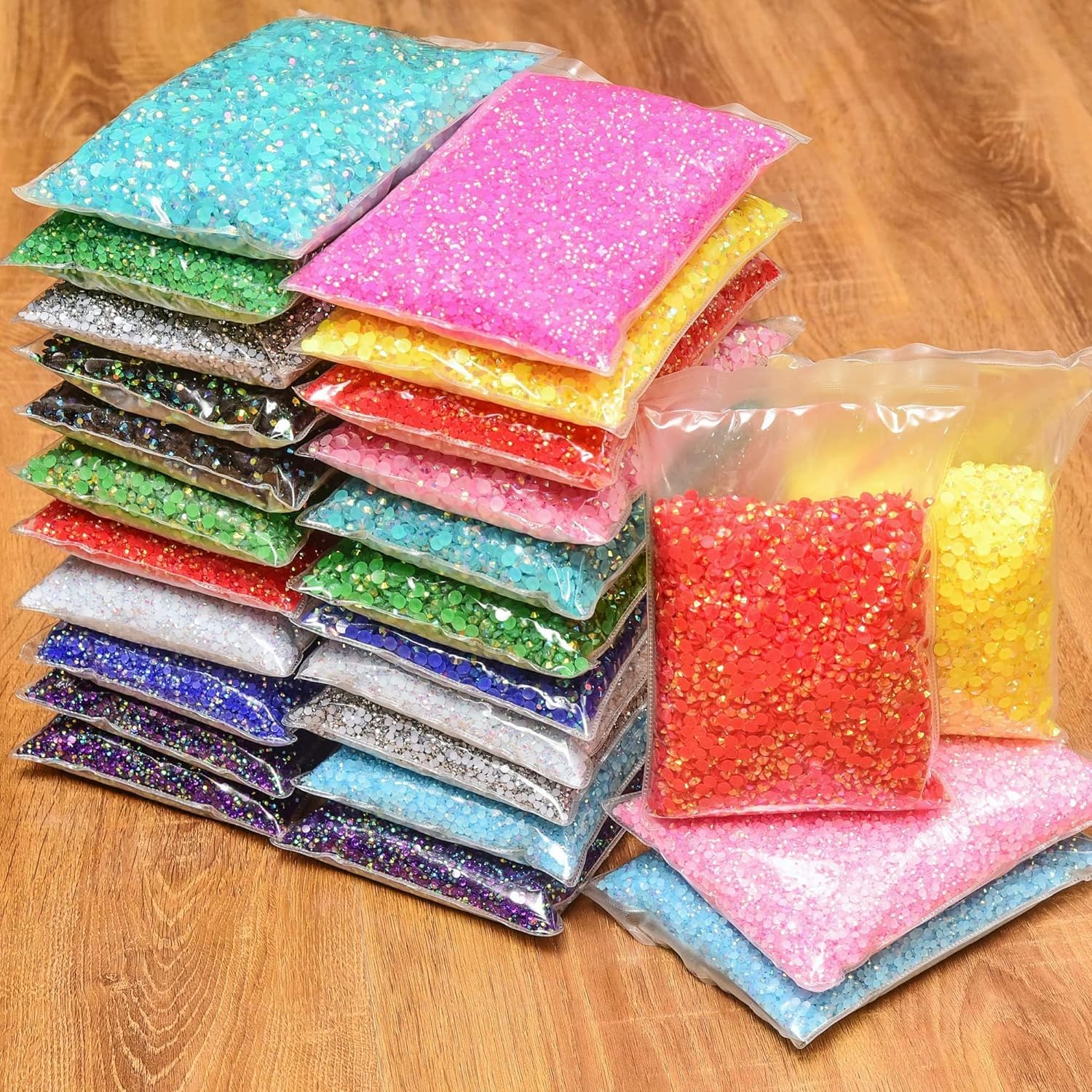 赤いフラットバック樹脂ラインストーン、非ホットフィックス、大 - Resin Art Quantity のレビューと価格